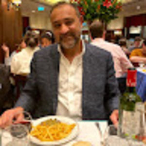 Meet your Posher, Omar